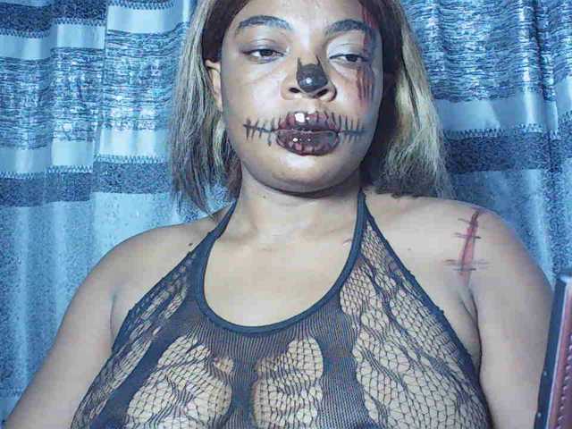 Alpha_Dom_Goddess