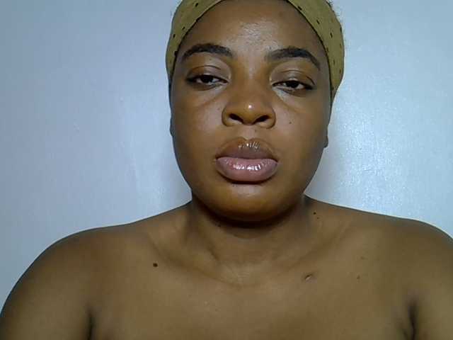 LadyNoire live webcam show