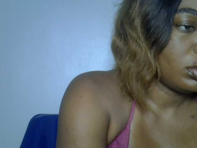 LuxeEmpress live cam on BongaCams