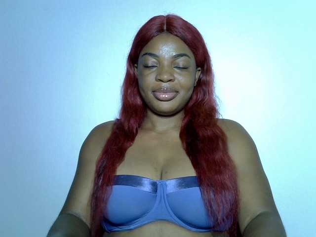 LuxeEmpress live cam on BongaCams