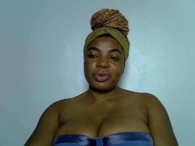 LuxeEmpress live webcam show