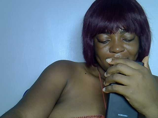 LuxeEmpress live cam on BongaCams