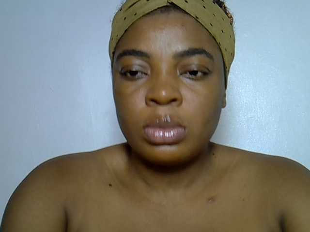LuxeEmpress live cam on BongaCams