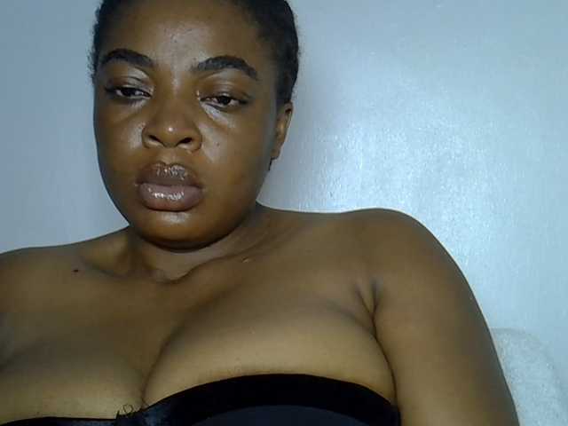 LuxeEmpress live cam on BongaCams