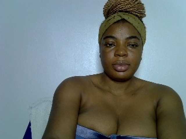 LuxeEmpress live webcam show