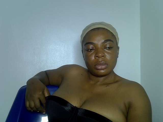 LuxeEmpress live cam on BongaCams