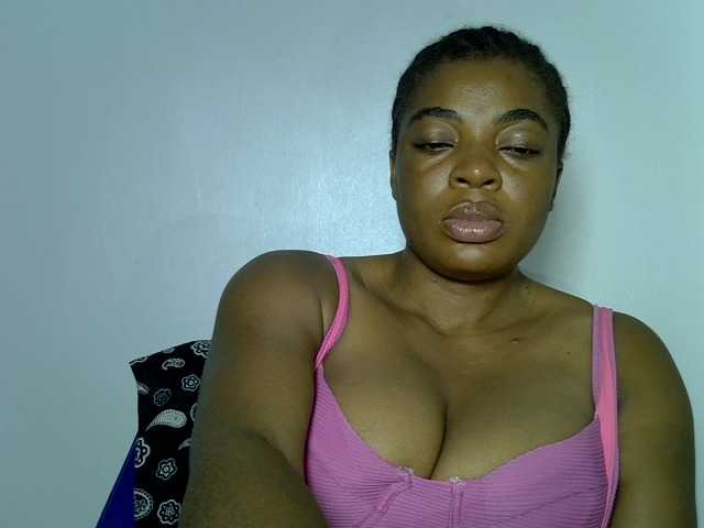LuxeEmpress live cam on BongaCams
