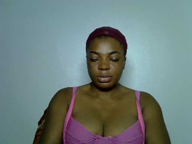 LuxeEmpress live cam on BongaCams