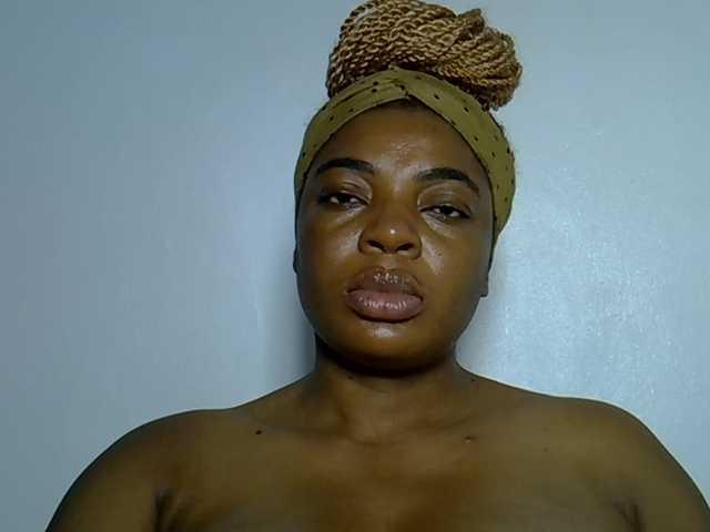 LadyNoire live webcam show