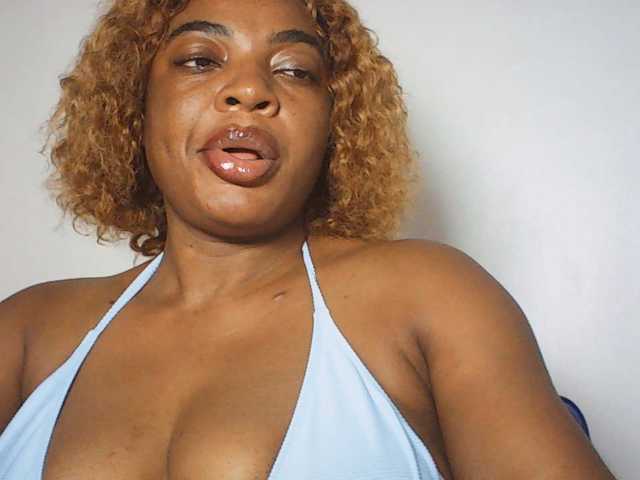 LuxeEmpress live cam on BongaCams