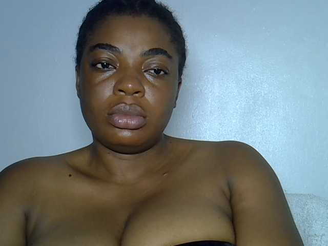 LuxeEmpress live cam on BongaCams