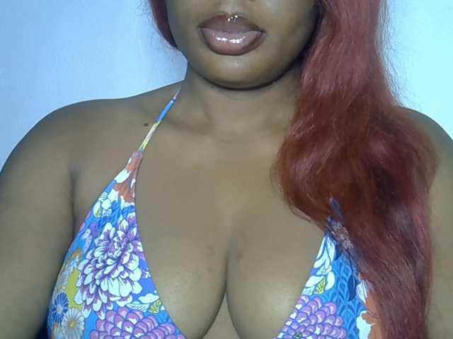 LuxeEmpress live cam on BongaCams