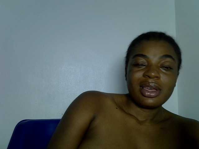 LuxeEmpress live cam on BongaCams