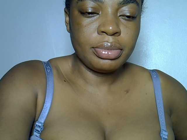 LuxeEmpress live cam on BongaCams