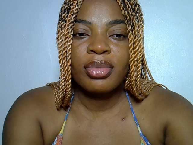 LuxeEmpress live cam on BongaCams