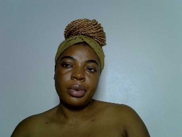 LuxeEmpress live webcam show