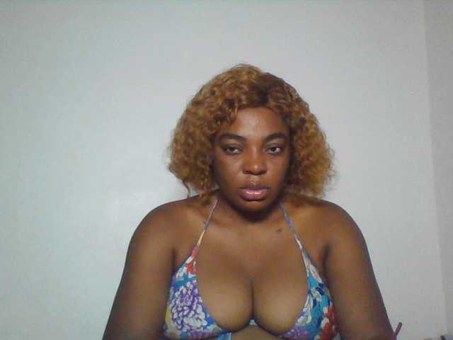 LuxeEmpress live cam on BongaCams