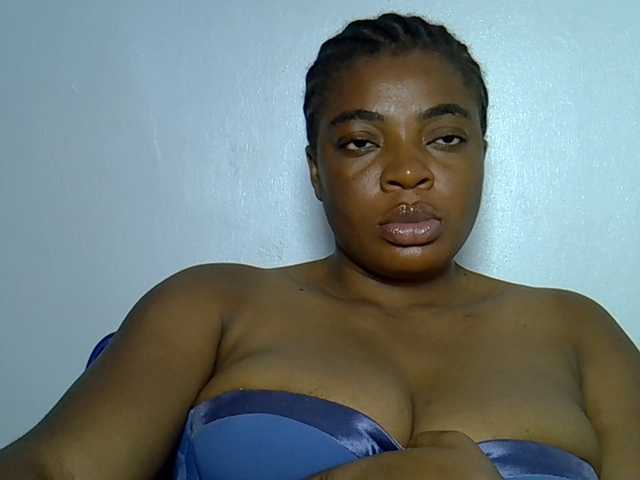 LuxeEmpress live cam on BongaCams