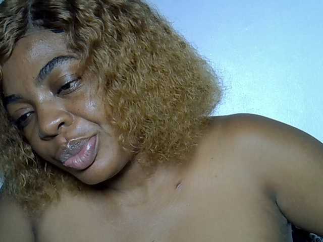 Alpha_Dom_Goddess live cam