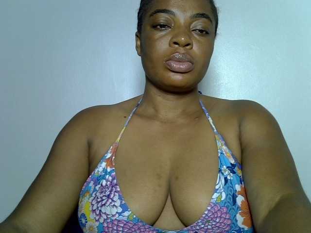 LuxeEmpress live cam on BongaCams