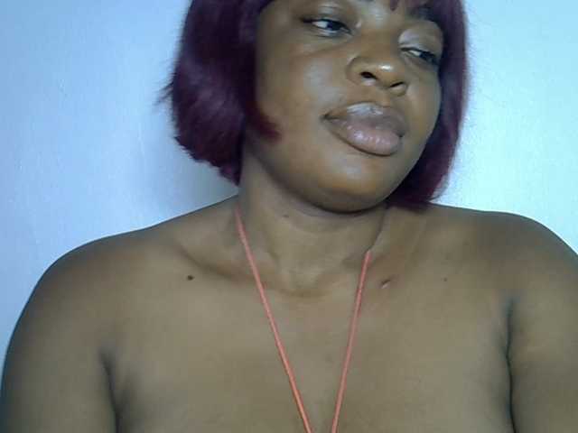 LuxeEmpress live cam on BongaCams
