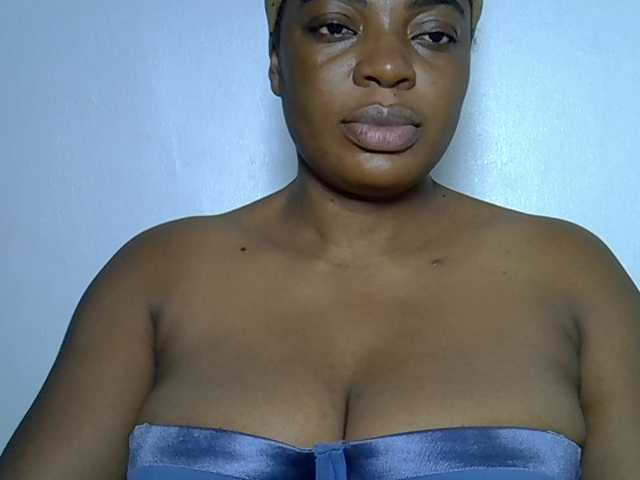 LuxeEmpress live webcam show