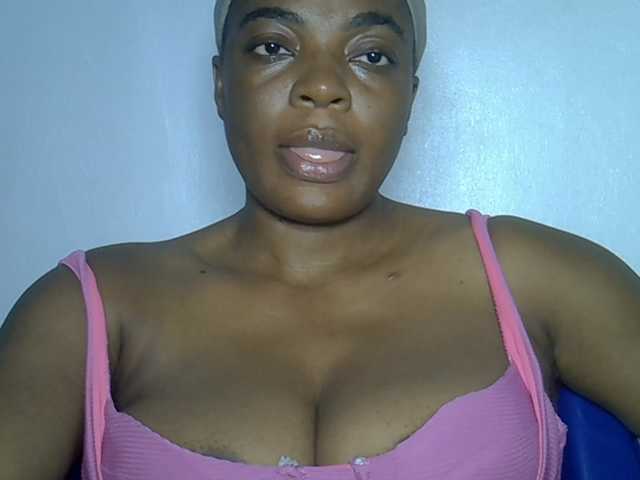LuxeEmpress live cam on BongaCams