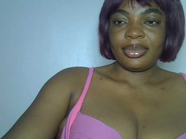 LuxeEmpress live cam on BongaCams