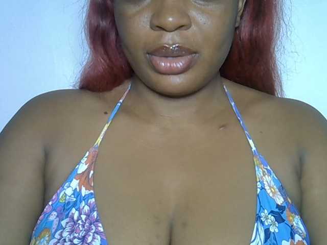 LuxeEmpress live cam on BongaCams