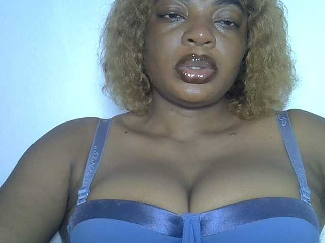 Alpha_Dom_Goddess — live female cam
