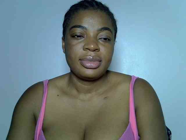 LadyNoire webcam