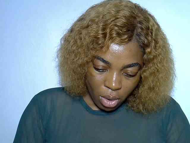 Alpha_Dom_Goddess webcam