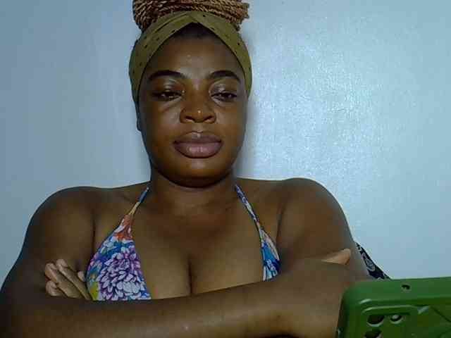 LadyNoire webcam