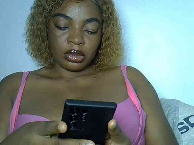 Alpha_Dom_Goddess webcam