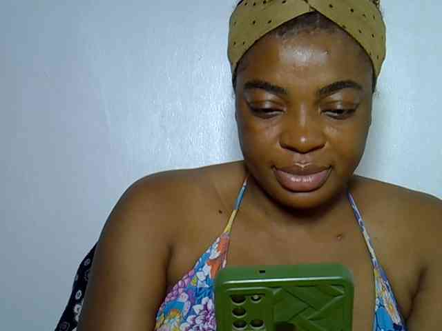 LadyNoire webcam