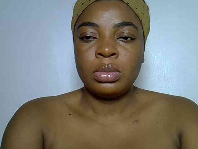 LadyNoire webcam