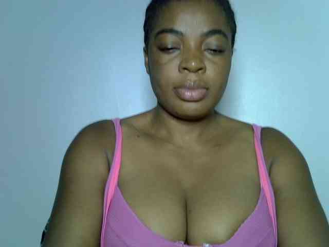LadyNoire webcam