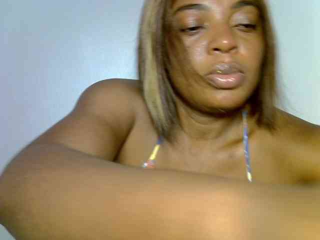 LadyNoire webcam