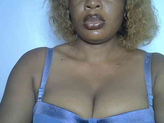 alpha_dom_goddess's live room
