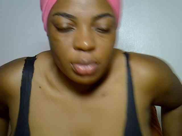 LadyNoire webcam