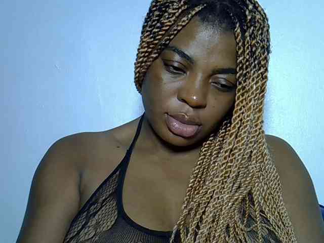 LadyNoire webcam