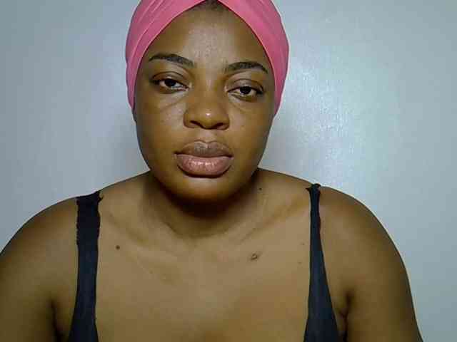 LadyNoire webcam