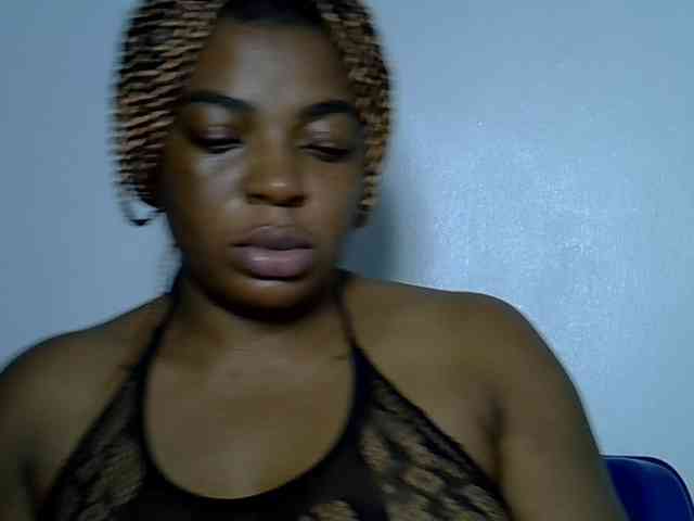 LadyNoire webcam
