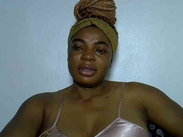 LadyNoire webcam