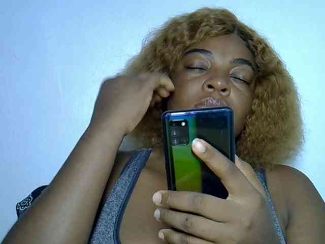 alpha_dom_goddess's live room