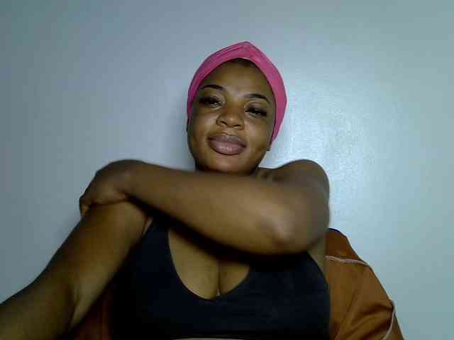 LadyNoire webcam