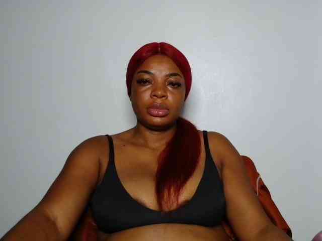 LadyNoire webcam
