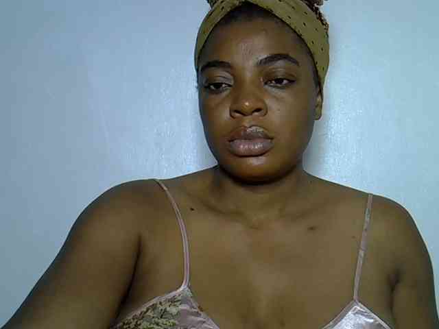 LadyNoire webcam