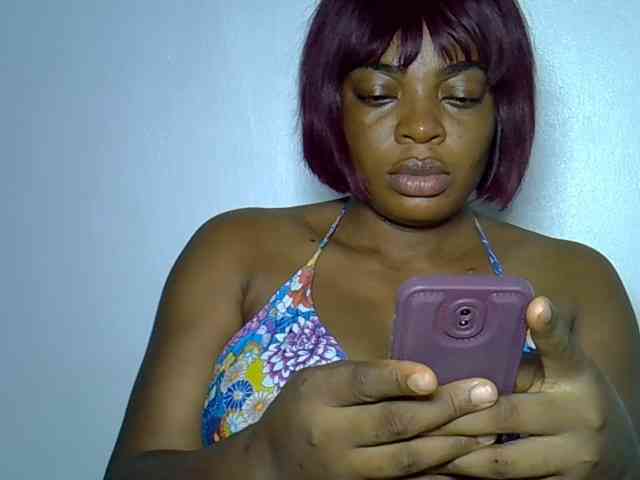 LadyNoire webcam