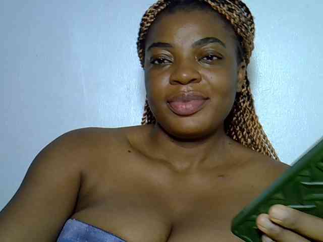 LadyNoire webcam